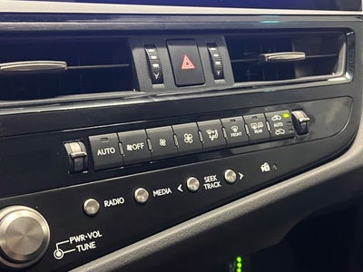 2025 Lexus ES 350