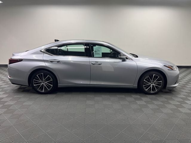 2025 Lexus ES 350