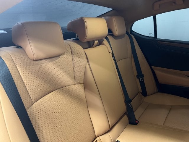 2025 Lexus ES 350