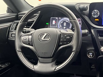 2025 Lexus ES 300h Luxury