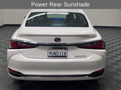 2025 Lexus ES 300h Luxury