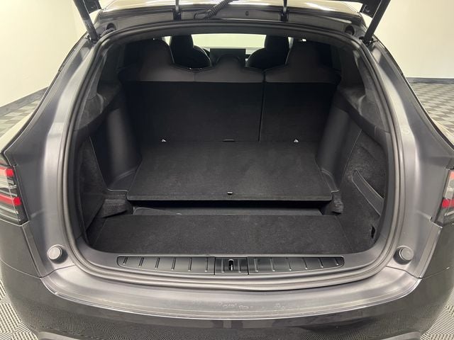 2024 Tesla Model X Base
