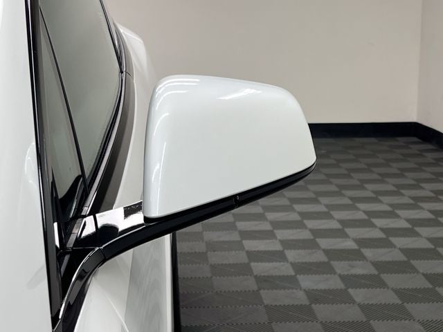 2022 Tesla Model X Base