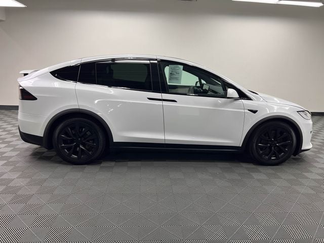2022 Tesla Model X Base