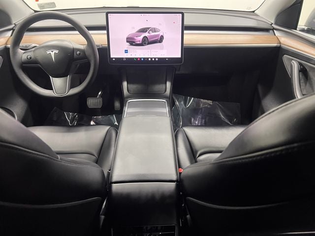 2025 Tesla Model Y Long Range