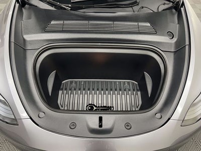 2025 Tesla Model Y Long Range