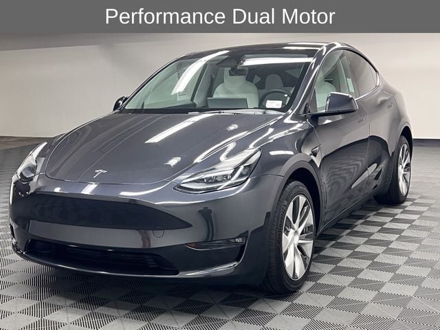2024 Tesla Model Y Long Range