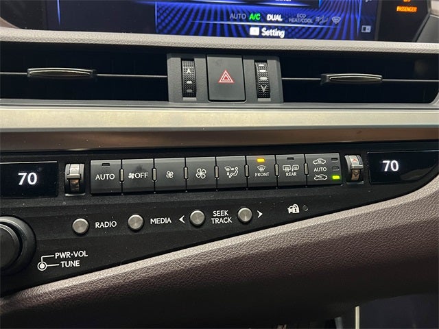 2019 Lexus ES 300h