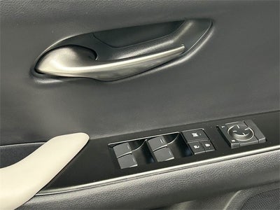 2024 Lexus UX 250h F SPORT Design