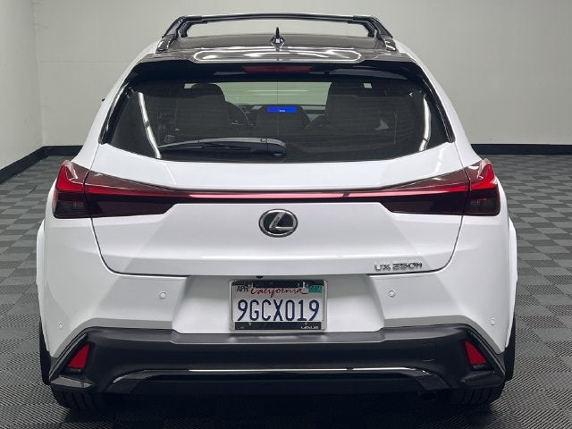 2023 Lexus UX 250h F SPORT Design