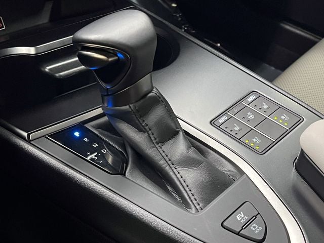 2024 Lexus UX 250h F SPORT Design