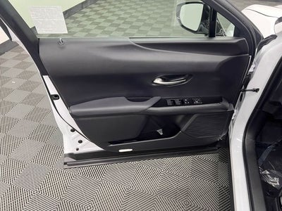 2024 Lexus UX 250h F SPORT Design