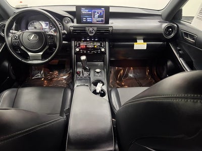 2025 Lexus IS 300