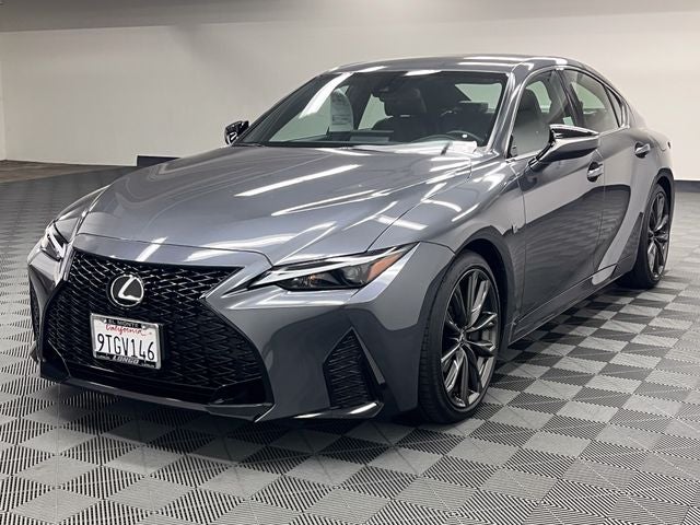 2025 Lexus IS 300