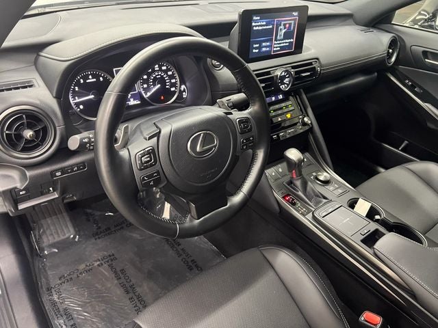 2025 Lexus IS 300 F SPORT Design