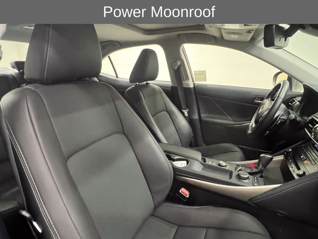 2018 Lexus IS 300