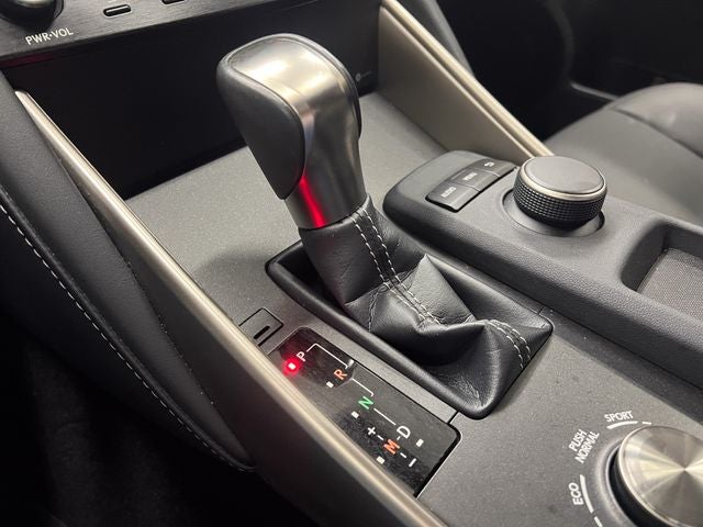 2018 Lexus IS 300