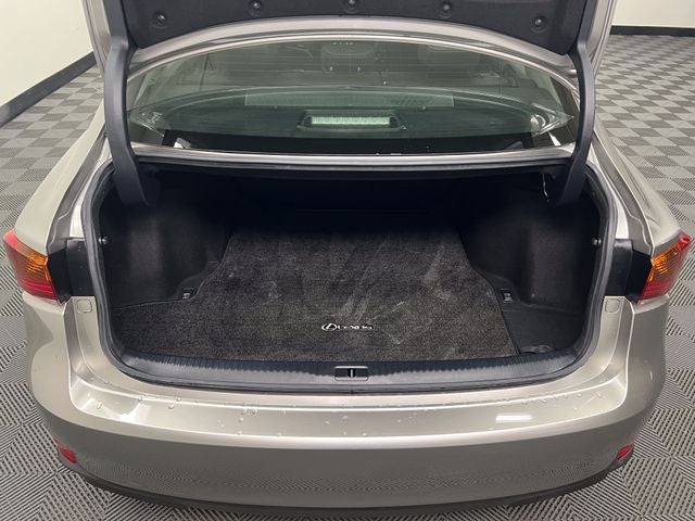 2018 Lexus IS 300