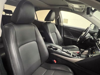 2017 Lexus IS 200t