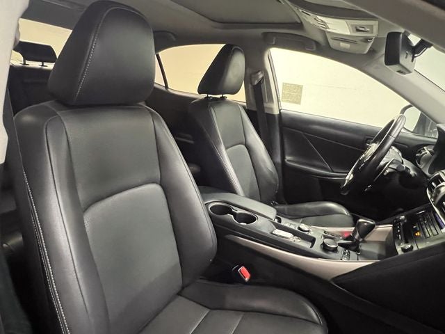 2017 Lexus IS 200t