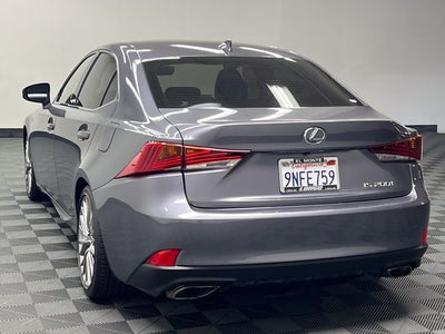 2017 Lexus IS 200t