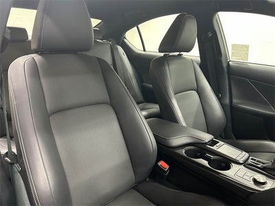 2025 Lexus IS 300 F Sport Design