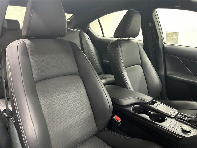 2025 Lexus IS 300 F Sport Design