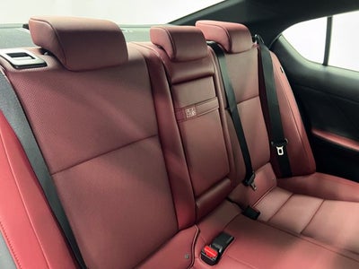 2025 Lexus IS 300