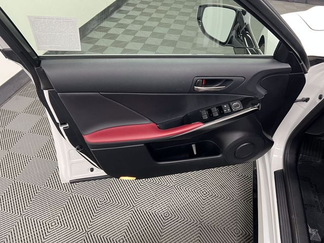 2025 Lexus IS 300