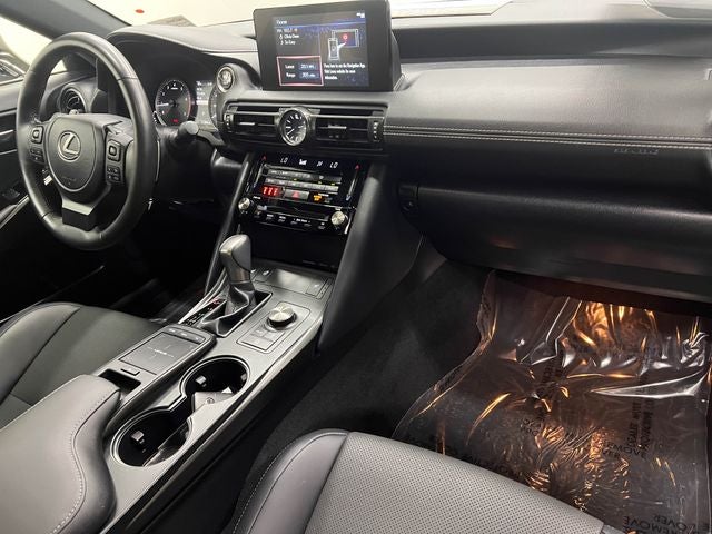 2025 Lexus IS 300