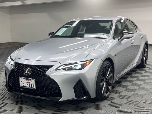 2025 Lexus IS 300