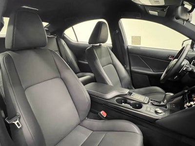 2025 Lexus IS 300 F SPORT Design