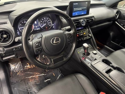 2023 Lexus IS 300