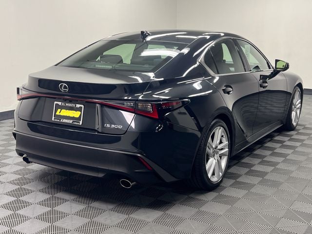 2023 Lexus IS 300
