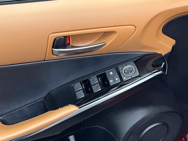 2023 Lexus IS 300