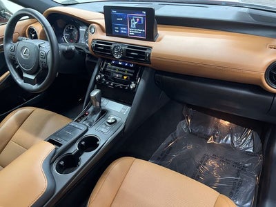 2023 Lexus IS 300