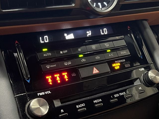 2023 Lexus IS 300