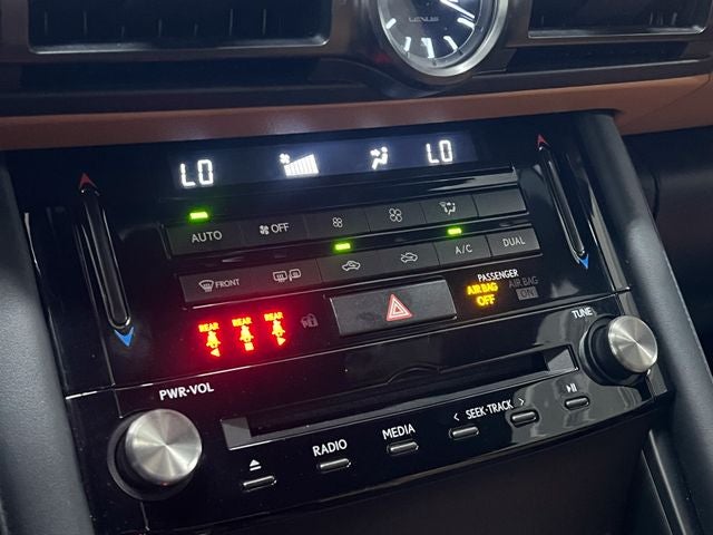 2023 Lexus IS 300