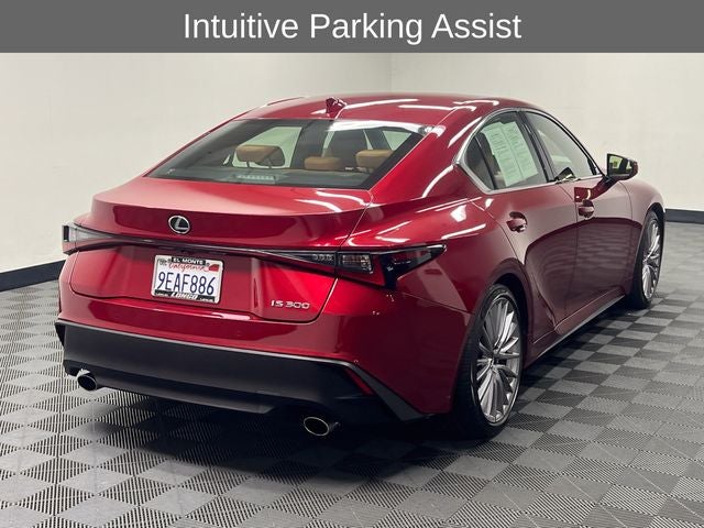 2023 Lexus IS 300