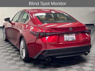 2023 Lexus IS 300