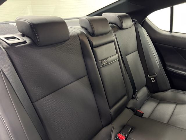 2023 Lexus IS 300