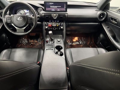 2023 Lexus IS 300