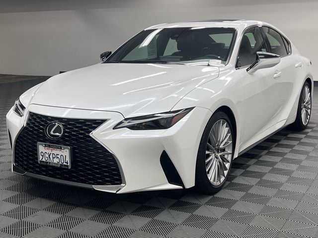 2023 Lexus IS 300