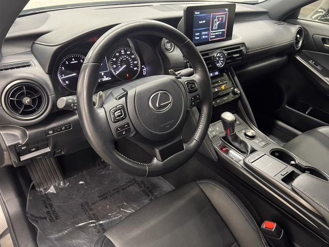 2023 Lexus IS 300
