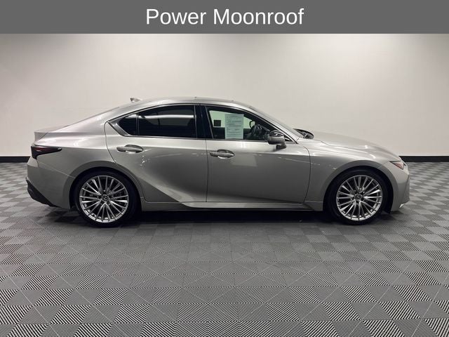 2023 Lexus IS 300