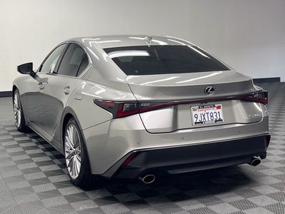 2023 Lexus IS 300