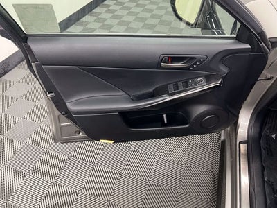2023 Lexus IS 300