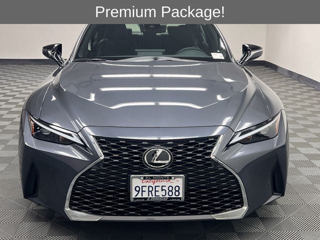 2023 Lexus IS 300
