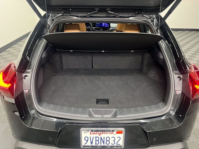 2025 Lexus UX 300h Premium