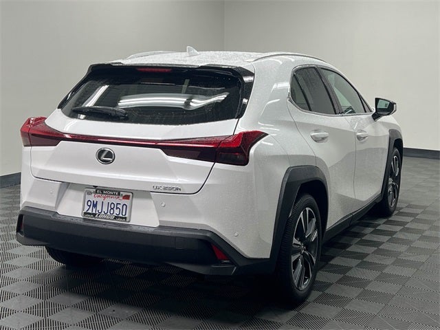2024 Lexus UX 250h